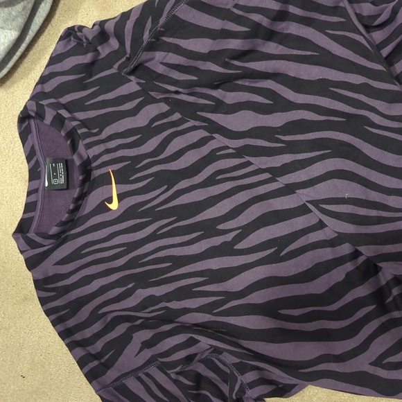 Nike purple zebra print dropped sweatshirt - Picture 3 of 3